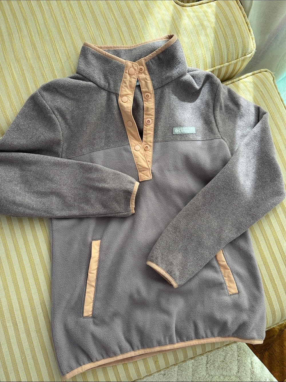 Columbia Taupe Fleece Pullover with Peach Trim